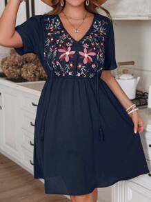 SHEIN VCAY Đầm tay ngắn thêu họa tiết cỡ lớn cho nữ - Màu xanh hải quân - Xem 4