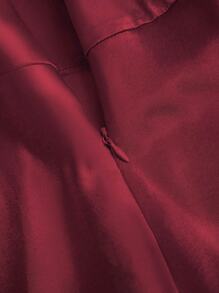 Sweetra 纯色褶裥缎面抽绳迷你裙 - 休闲度假酒红色 - 酒紅色 - 查看 3
