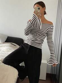 DAZY Blusa de punto con hombros descubiertos a rayas, suéter de otoño para mujer con parte superior de hombros descubiertos - Negro - Ver 3