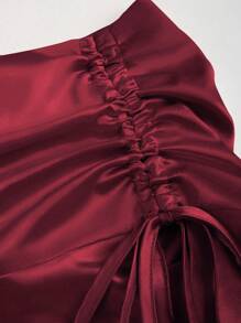 Sweetra 纯色褶裥缎面抽绳迷你裙 - 休闲度假酒红色 - 酒紅色 - 查看 5