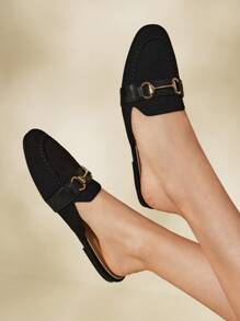 CUCCOO BASICS Zapatos planos tipo mocasín de mujer con puntera en punta y decoración metálica, versátiles, color negro, ideales para el verano, vacaciones, vuelta al colegio, estudiantes universitarias, Navidad, otoño y Año Nuevo - Negro - Ver 5