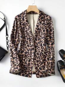 Chiquease Blazer à manches longues avec boutons et col châle imprimé léopard