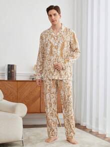 Traje informal de estar en casa con camisa y pantalones de impresión completa con botones para hombre
