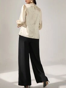 Modelyn 2 件套女士纯色荷叶边领灯笼袖衬衫和阔腿裤优雅办公室服装 2 件套 - 彩色 - 查看 2
