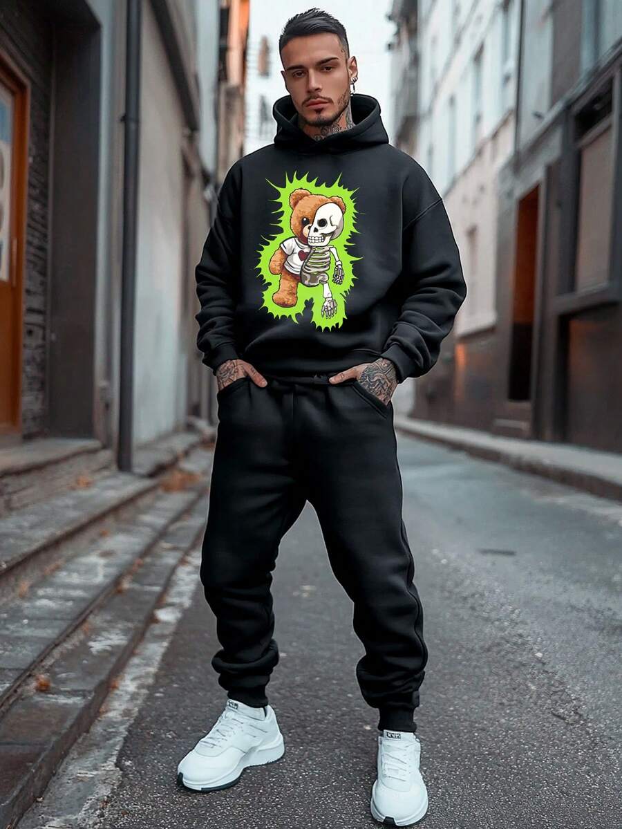 Manfinity LEGND 男士熊印花宽松连帽衫和运动裤套装 - 黑色 - 查看 1
