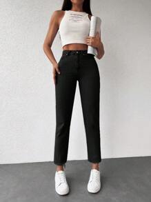 EURMUSE Letter Patched Cropped Mom Fit Jeans - Black - View 4