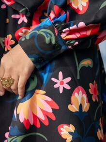 Caterine Sanchez Frida Kahlo X SHEIN X Designer 波西米亚风花卉印花荷叶边立领灯笼袖短裙配腰带，节日，派对，感恩节，度假，春季，节日 - 彩色 - 查看 5