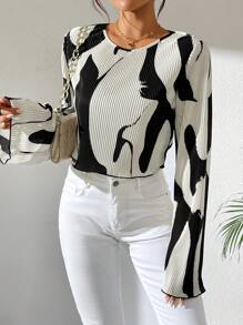 Chiquease 长袖圆领荷叶边袖口女式衬衫