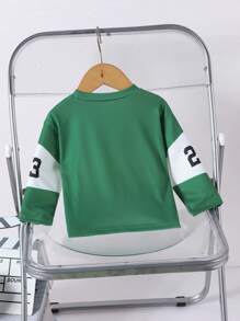 男婴时尚赛车和字母印花长袖 T 恤，休闲装 - 墨綠色 - 查看 2