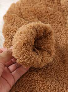 女宝宝可爱熊贴花连帽拉链前毛绒连体衣，秋冬款 - 卡其色 - 查看 4