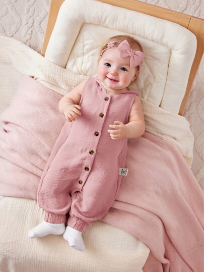 SHEIN Baby Girl Simple Solid Color Knitted Sleeveless Hooded Jumpsuit