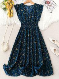SHEIN Unity Plus Size Women's Ditsy Floral V-Neck Bohemian Dress With Short Flutter Sleeves, Perfect For Vacation Women Outfit For Summer