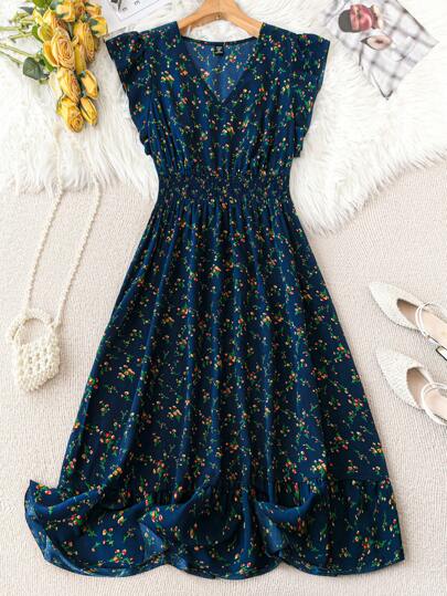SHEIN Unity Plus Size Women's Ditsy Floral V-Neck Bohemian Dress With Short Flutter Sleeves, Perfect For Vacation Women Outfit For Summer