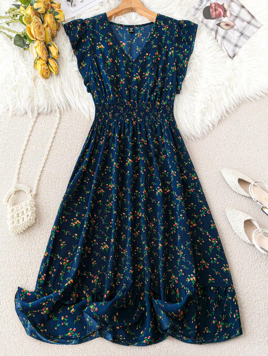 SHEIN Unity 大码女式碎花 V 领波西米亚风连衣裙，配有短袖，非常适合夏季度假女士装 - 彩色 - 查看 1