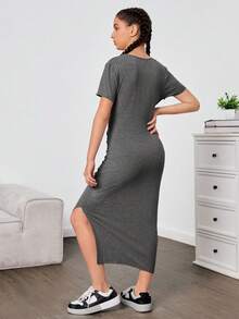 SHEIN Vestido corto informal de manga corta con abertura bajo de punto acanalado para adolescentes - Gris Oscuro - Ver 2