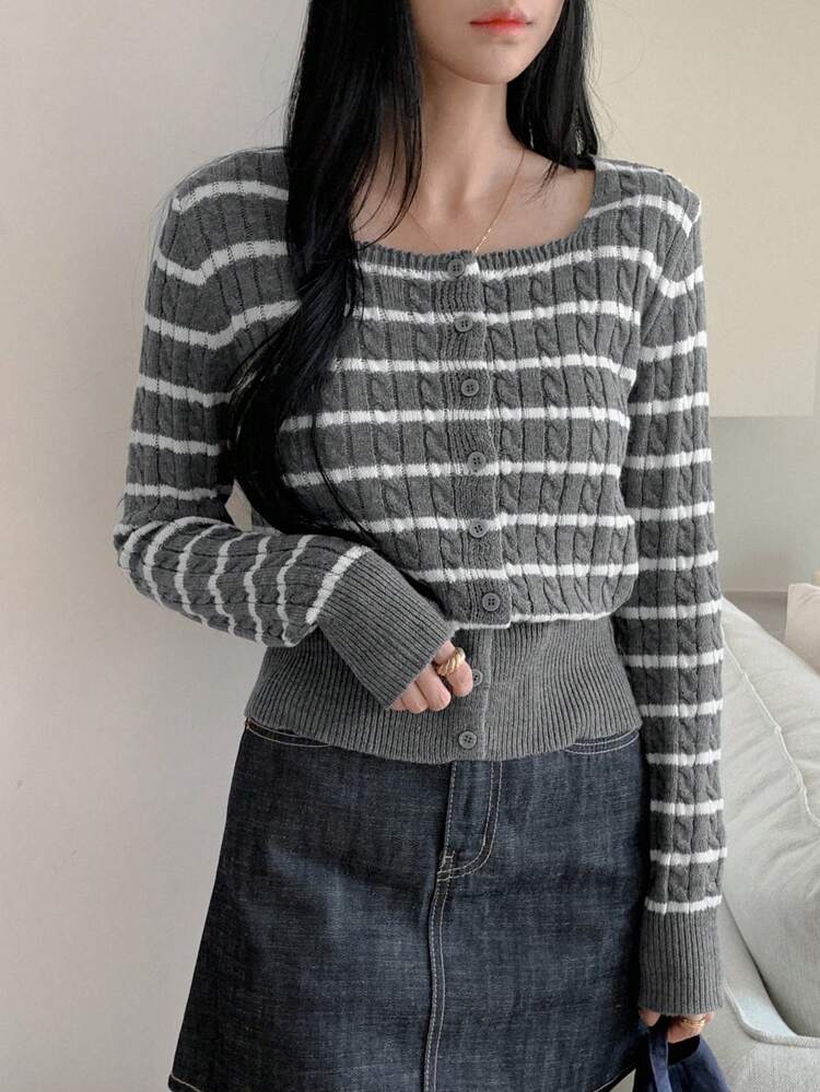 Women Autumn/Winter Round Neck Long Sleeve Single-Breasted Striped Cardigan