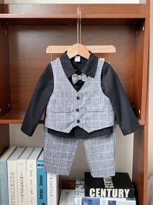 SHEIN 三件套男婴复古英伦风套装：灰色/黑色背心、领结、裤子和黑色衬衫，适合生日派对、圣诞派对、洗礼、一周岁生日庆祝、正式场合、演出和婚礼等场合。 - 灰色 - 查看 4