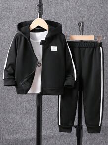 2 件套年轻男孩休闲运动黑色连帽夹克和运动裤套装，袖子和裤子上有撞色饰边，正面印有徽标，设计简约而优雅，适合秋冬穿着，经典搭配，秋冬必备服装，适合日常穿着和户外活动，连帽设计保暖 - 黑色 - 查看 1
