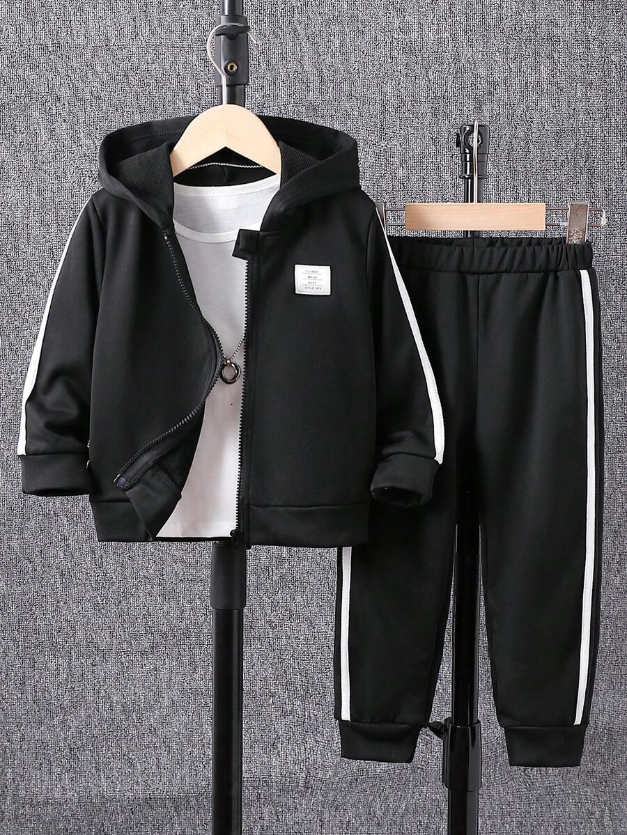 2 件套年轻男孩休闲运动黑色连帽夹克和运动裤套装，袖子和裤子上有撞色饰边，正面印有徽标，设计简约而优雅，适合秋冬穿着，经典搭配，秋冬必备服装，适合日常穿着和户外活动，连帽设计保暖 - 黑色 - 查看 1