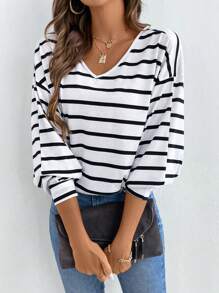 Chiquease Áo thun sọc cổ chữ V thả vai rộng rãi cho nữ, mùa xuân và mùa hè - trắng - Xem 3