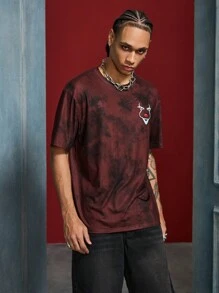 IT x SHEIN Men's Casual Dark Style Cartoon & Letter Print Tie-Dye Loose Short Sleeve T-Shirt, Summer - Burgundy - View 5