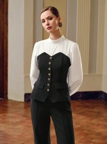 ZEYLAH BLUSA 2 EM 1 COM GOLA ALTA FALSA E DETALHE DE BOTÃO EM TOM BICOLOR - Preto e Branco - Visão 8