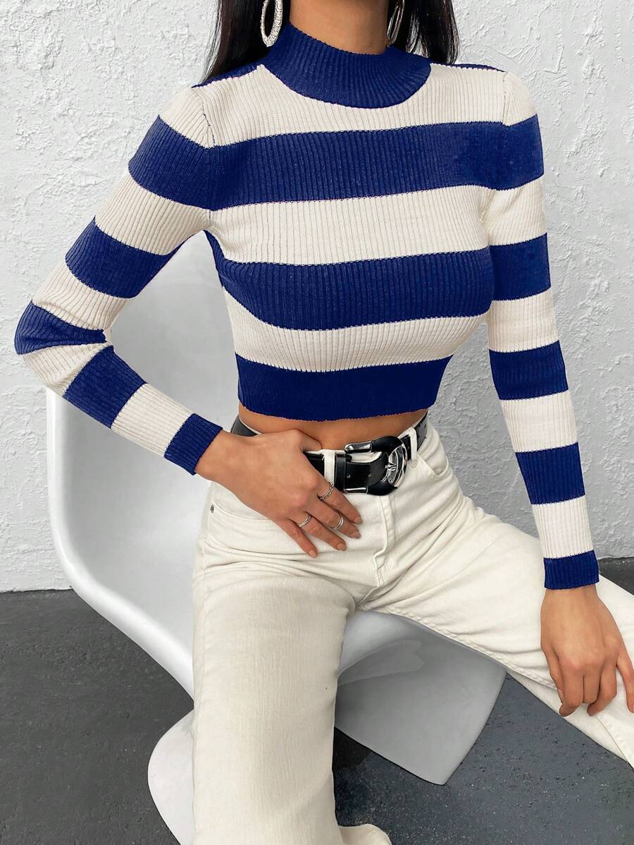 EURMUSE Autumn Casual Contrast Stripe Stand Collar Slim Cropped Sweater - Royal Blue - View 1