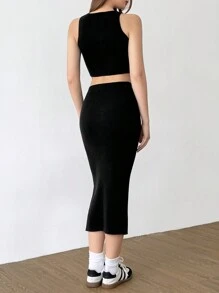 SHEIN Unity 2 peças de suéter simples sem mangas de cor sólida e saia de botão conjunto casual para mulheres - Preto - Ver 2