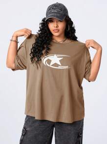 SHEIN EZwear CURVE Plus Size Women's Summer Star Letter Print Loose Crew Neck T-Shirt - Khaki - View 1