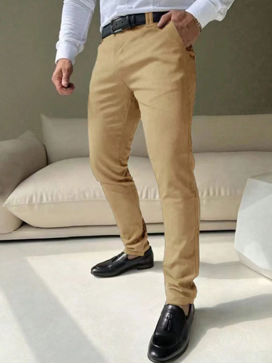 Calvornis 男士纯色口袋直筒休闲长裤 - 卡其色 - 查看 1