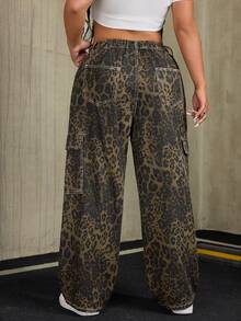 Plus Size Button Front Pocket Leopard Print Denim Jeans, Casual Daily Wear