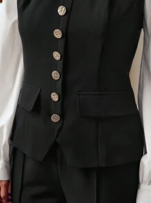 ZEYLAH BLUSA 2 EM 1 COM GOLA ALTA FALSA E DETALHE DE BOTÃO EM TOM BICOLOR - Preto e Branco - Visão 3