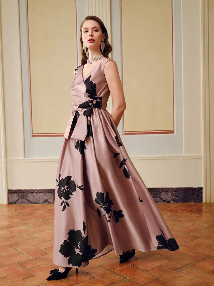 ZEYLAH VESTIDO LARGO CON ESCOTE CRUZADO, CINTURA FRUNCIDA CON LAZO Y ESTAMPADO FLORAL