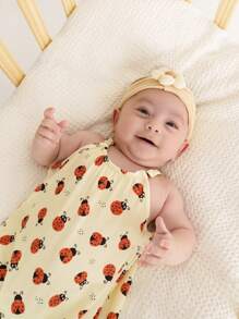 Cozy Pixies Newborn Baby Girl/Boy Multicolor Cartoon Insect/Animal Pattern Knitted Soft Comfortable Breathable Round Neck Sleeveless Romper Shorts, 2pcs Set, With Opening Buttons, Suitable For Summer Leisure Outfits At Home, Outdoors, Vacations, Travels, Beach, Seaside, Etc.