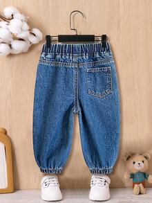 SHEIN Pantalones vaqueros jogger azules de cintura elástica suave con cordón para niños pequeños, ropa de otoño para niños pequeños - Azul lavado medio - Ver 2