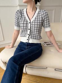 Modelyn Blusa casual con botones delanteros, manga corta, color liso y parches para mujeres - Blanco y Negro - Ver 5