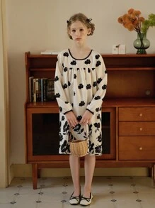 SHEIN Tween Girls 复古宽松设计蕾丝花卉刺绣中长连衣裙，适合度假、秋冬季 - 白色 - 查看 6