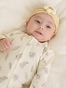 Cozy Pixies Newborn Baby Boys' & Girls' Colorful Apricot Contrast Color Knitted Footed Romper With Plant & Floral Pattern, Soft & Comfortable, Breathable, With Zipper Closure And Round Neckline. Suitable For Casual In-Home Wear All Year Round.