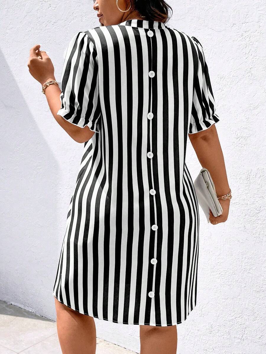 EMERY ROSE 大码夏季休闲条纹缺口领泡泡袖连衣裙长款女装 - 黑與白 - 查看 1