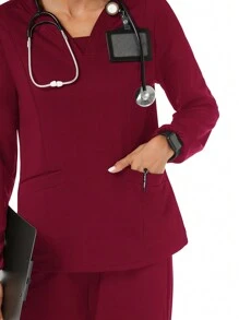 TaskEZ 勃艮第红色女士哑光制服手术套装，宽松哑光 V 领长袖弹力袖口上衣和弹力腰部 2 口袋哑光裤子，冬季哑光工作服 - 酒紅色 - 查看 8