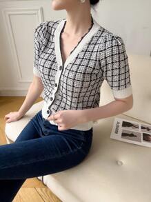 Modelyn Blusa casual con botones delanteros, manga corta, color liso y parches para mujeres - Blanco y Negro - Ver 2