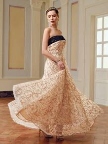 ZEYLAH Vestido tubo sin cinturón con bloques de color y aplicaciones de lentejuelas en malla - Dorado - Ver 2