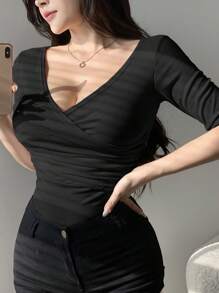 DAZY Women's Summer Solid Pleated V-Neck Short Sleeve Slim Fit T-Shirt