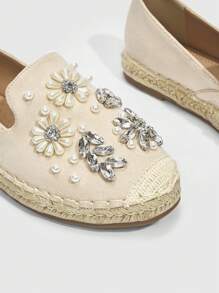 Styleloop Damen schwarze Perlenblumen- und Strass-Dekorations-Seil-Boden Fischer-Flachschuhe für Sommer, Weihnachten, Herbst, Neujahr, Valentinstag