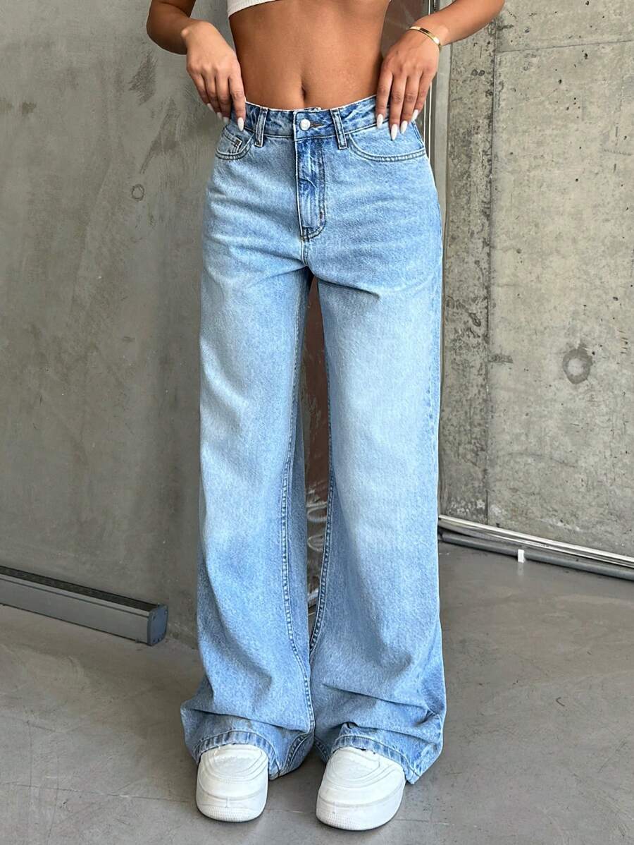 EURMUSE HIGH RISE WIDELEG CUT LIGHT BLUE JEAN - Light Wash - View 1