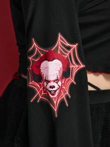IT x SHEIN 大码哥特式风格时尚休闲缺口领针织修身小丑、字母、蜘蛛网图案印花女式 T 恤，秋季万圣节 - 黑色 - 查看 5