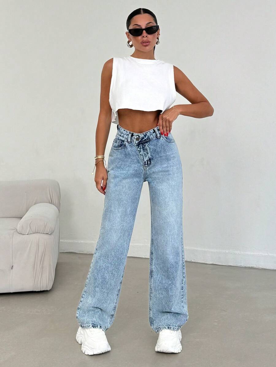 EURMUSE 100% 纯棉女式腰带纽扣偏置口袋直腿牛仔裤 - 淺色水洗藍 - 查看 1