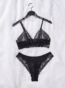 Floral Lace Scallop Trim Bra & Panty Lingerie Set - Black - View 5