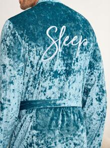 SHEIN 男士简约纯色天鹅绒刺绣英文字母后背长袖长袍，绿色和蓝色 - 綠色 - 查看 5