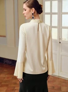 ZEYLAH 纯色褶饰立领褶皱喇叭袖衬衫 - 杏色 - 查看 4